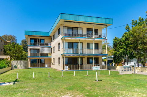 Water Views - Top Floor -Clearview Apartments South Esp, Bongaree - Hotel VIC 11