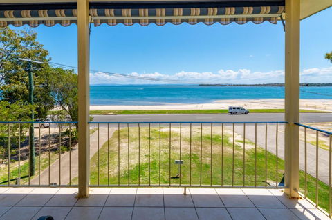 Water Views - Top Floor -Clearview Apartments South Esp, Bongaree - Hotel VIC 8