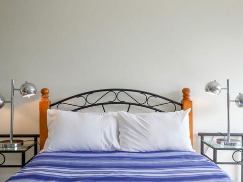 Mooloomba Five - Hotel VIC 17