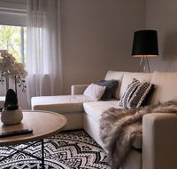 1 Bedroom Art Deco Apt With Study - Hotel VIC