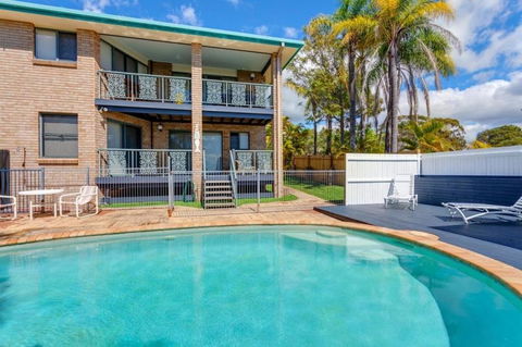 1-33 Tingira Close - Rainbow Beach, Gorgeous Ocean Views, Swimming Pool, Air Conditioning - Hotel VIC 0