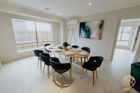 113, Balanchin Street Family Resort In Point Cook - Hotel VIC 2