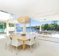 12 Noosa Parade - Hotel VIC