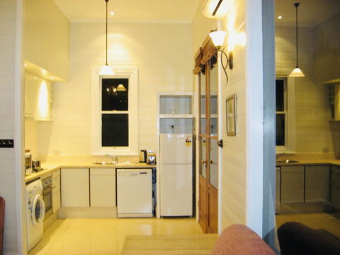 1880s Kananook Boutique Historic Luxury Apartment FSC Private Villa Bairnsdale - Hotel VIC 2