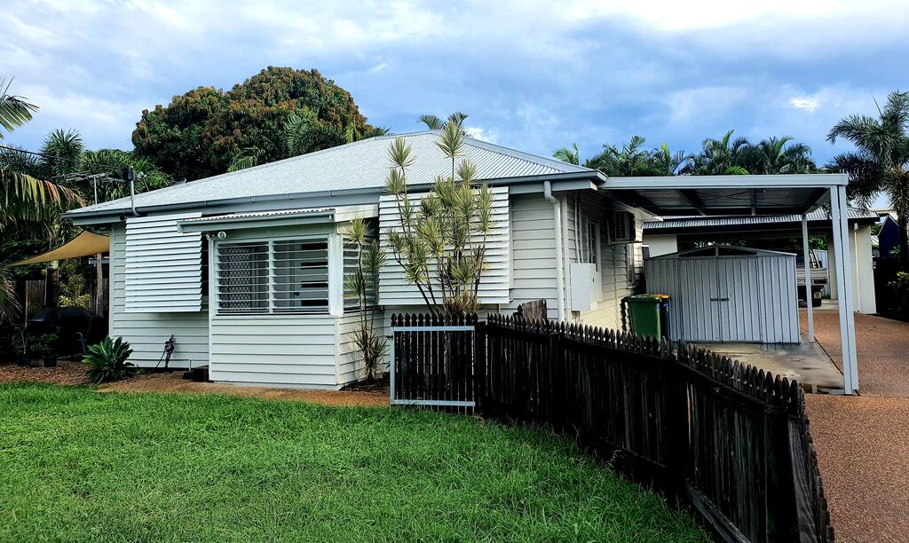 Currajong QLD Hotel VIC