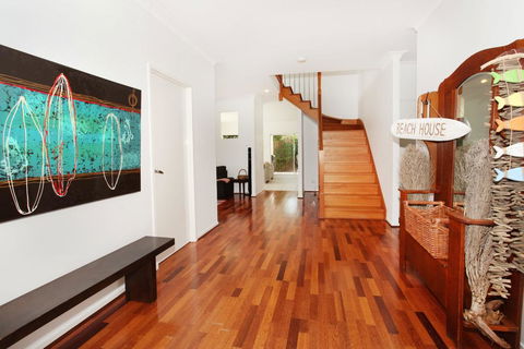 3 Bauhinia Crescent Marcoola - PET FRIENDLY, LINEN SUPPLIED, 500 BOND - Hotel VIC 2