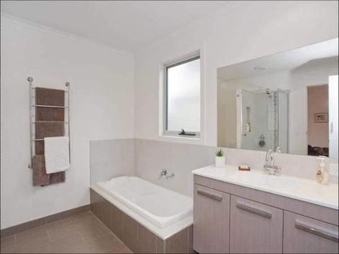 A Beautiful Beach House Torquay - Hotel VIC 3
