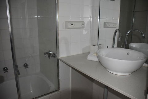 Accommodation Sydney Studio With Balcony Apartment - Hotel VIC 3