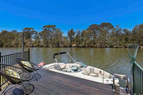 DOCK 08 Riverside Entertainer Pets Welcome - Hotel VIC 0
