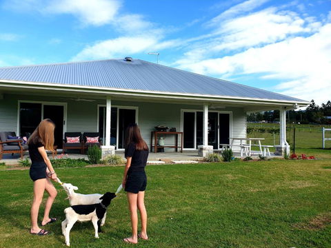 Fig Tree Farm B&B Highvale-Farmstay Near Brisbane! - Hotel VIC 0
