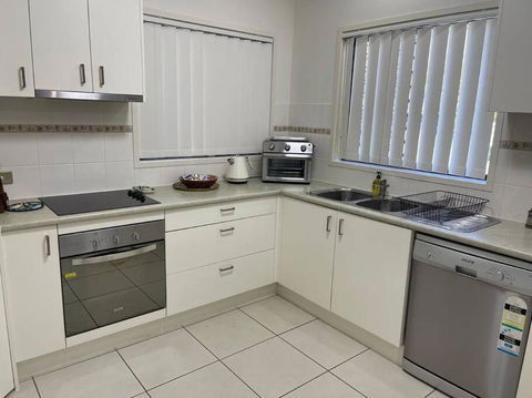 Georgina Townhouse - Hotel VIC 2