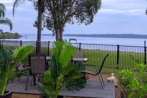 Getaway Lakefront Environmental House On Lake Macquarie With Water View - Hotel VIC 4