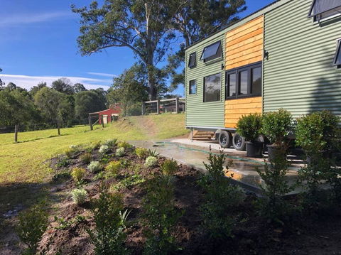 Gorgeous 2 Bedroom Tiny House Noosa Hinterland - Hotel VIC 1