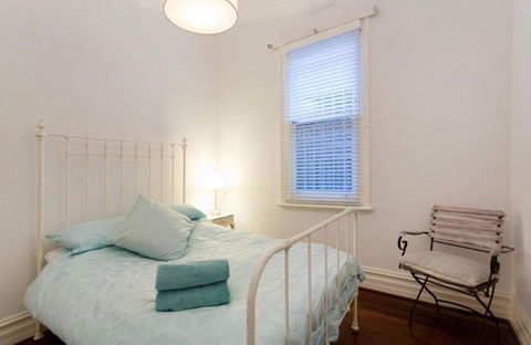 Gorgeous Subiaco Cottage - Hotel VIC 4