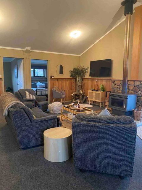Great Lakes Wilderness Three Bedroom Home - Hotel VIC 0