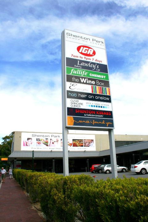 Hensman 5 - 1BRM Unit With Courtyard & Parking - Hotel VIC 3