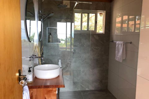 HEXAGON BEACH HOUSE Binalong Bay Of Fires Views - Hotel VIC 3