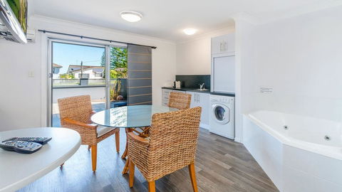 Adrift Apartments - Hotel VIC 3