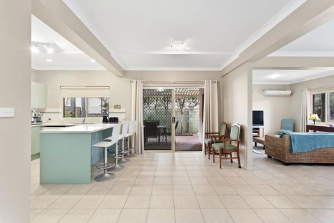 Ajax Avenue, 6 - Hotel VIC 0