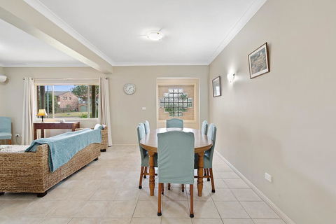 Ajax Avenue, 6 - Hotel VIC 3