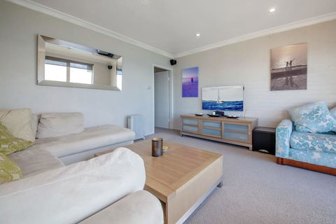 Alcheringa Unit 3 & 4, 32 Sandy Point Road - Hotel VIC 2