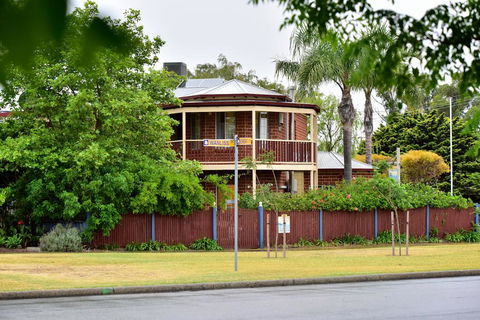 Anchorage Guest House And Self-contained Accommodation - Hotel VIC 0