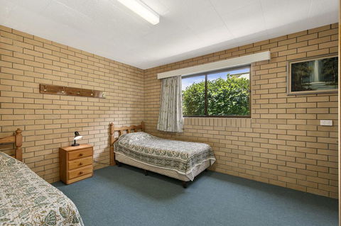 Angabunga - Hotel VIC 2