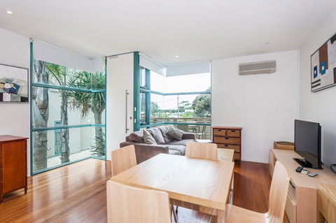 Anglesea River Apartments - Spa Apartment 40 - Hotel VIC 3