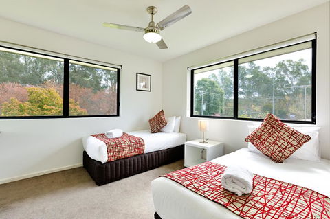 Apex Park Holiday Apartments - Hotel VIC 3