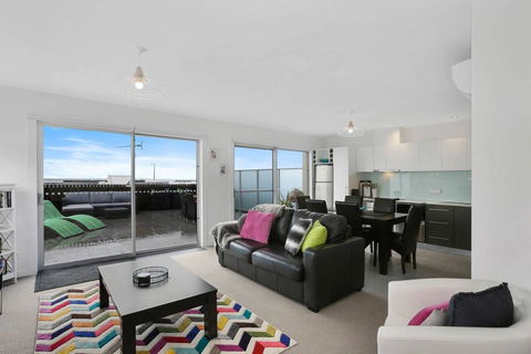 APOLLO 13 PENTHOUSE - Free Wifi & Huge Terrace! - Hotel VIC 0