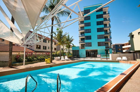 Aqualine Apartments On The Broadwater - Hotel VIC 0
