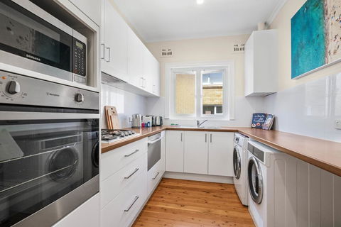 Art Deco Apartment Steps From Harbour And Beach - Hotel VIC 2
