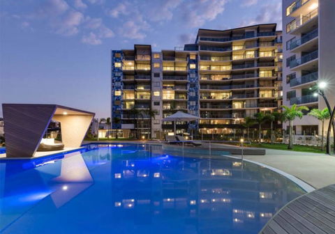 Art-Inspired, Designer APT In The Vibrant Area - Hotel VIC 2