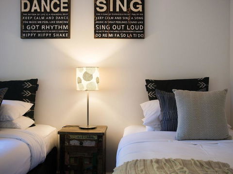 Artemis Retreat - Hotel VIC 1
