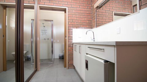 Ashleigh Court Motor Inn - Hotel VIC 3