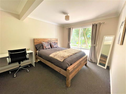 Luxury Mountain Retreat With Gym, Heated Private Pool & Bush Views - Hotel VIC 0