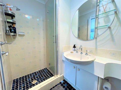 Luxury Mountain Retreat With Gym, Heated Private Pool & Bush Views - Hotel VIC 2