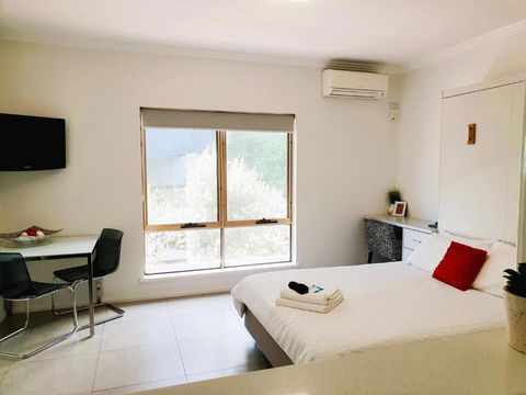M4 West Perth Studio Apartment Near Kings Park - Hotel VIC 3