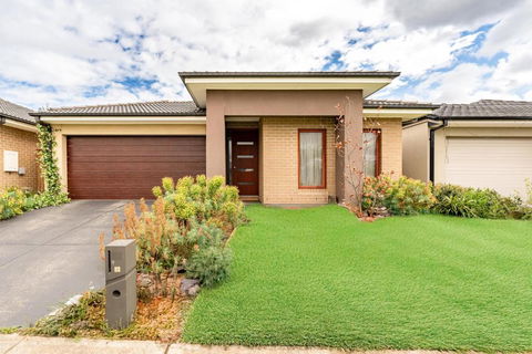 Modern Homely House In Clyde - Hotel VIC 0