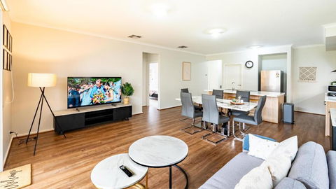 Modern Homely House In Clyde - Hotel VIC 1