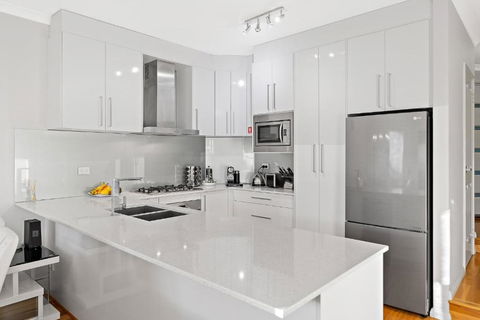 Modern Scarborough Townhouse - Hotel VIC 3