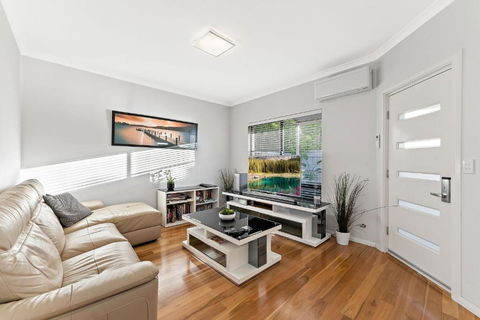 Modern Scarborough Townhouse - Hotel VIC 1