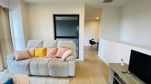 New 3 Bedroom Town House On Clyde - Hotel VIC 3