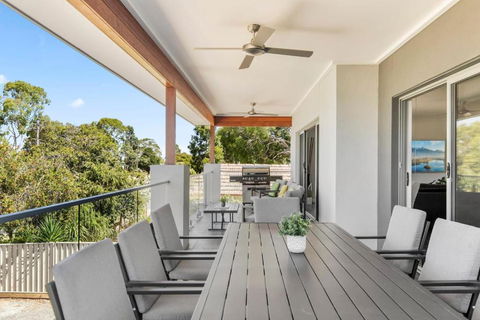NEW - Sunrise Waters Holiday House - Hotel VIC 3