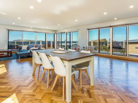 Ocean View - Hotel VIC 3