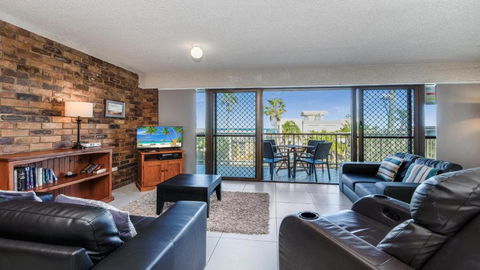 Oceanic Unit 4 Kings Beach QLD - Hotel VIC 2