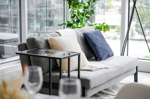 Olympic Park Modern Apt Near Train Shops With Pool - Hotel VIC 3