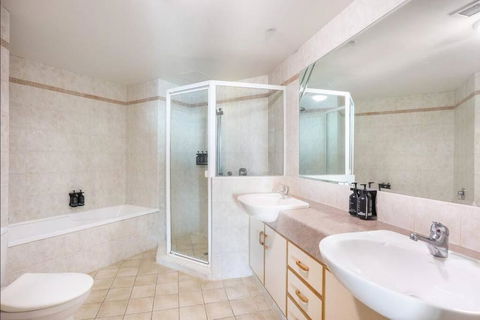 Ocean View Apartment With Parking By Serain Residences - Hotel VIC 2