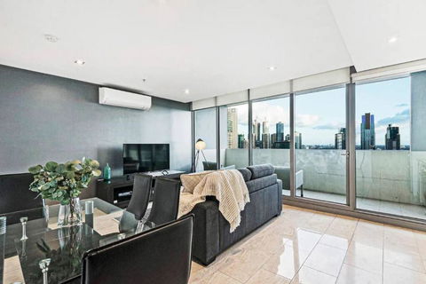 One Bedroom Apartment I Parking I River View I Walk To Crown - Hotel VIC 3
