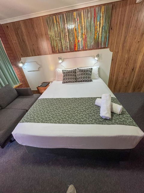 Pastoral Hotel Motel Echuca CBD - Hotel VIC 0